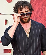 437.jpg